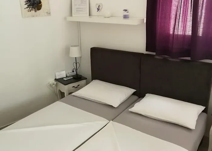 Center Olivia 3* Hvar Town