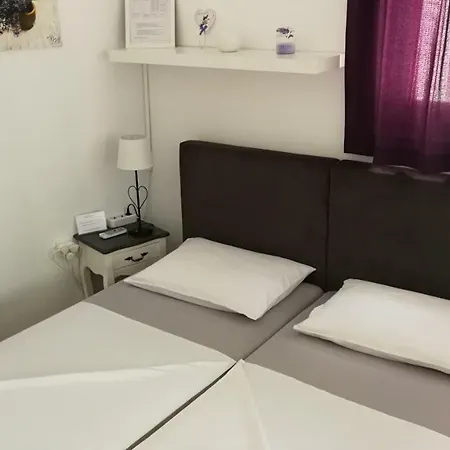 Center Olivia 3* Hvar Town